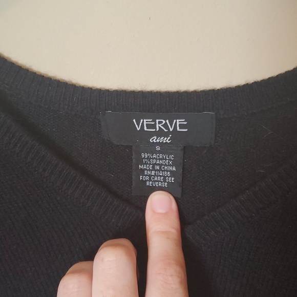 ⛱3/$20 Black V Neck Sweater Silver Zipper Details - Picture 2 of 5